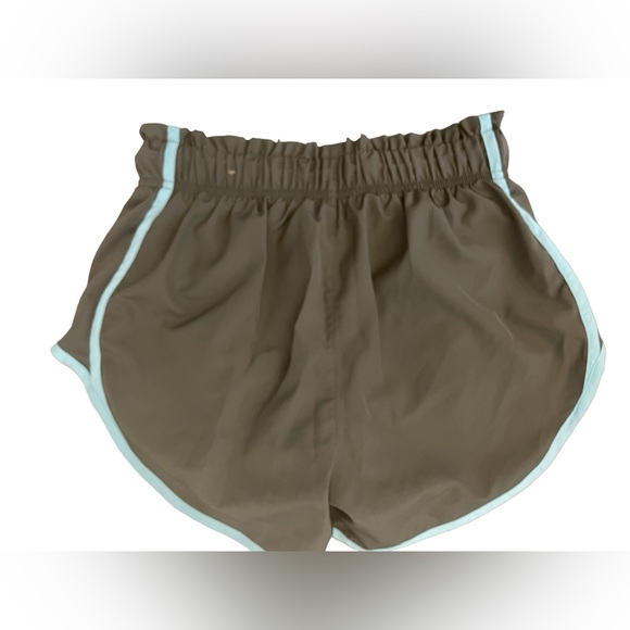 Nike Shorts - Picture 2 of 10